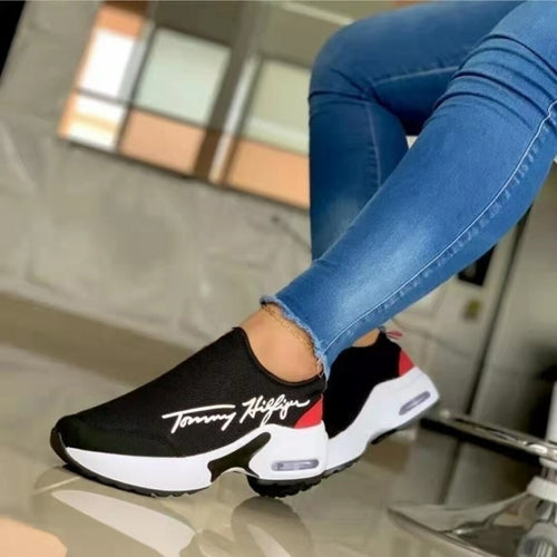 Women's Breathable Flat Sneakers